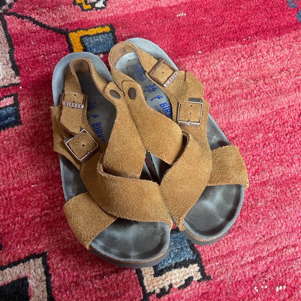 Birkenstock cross strap sandals EUC